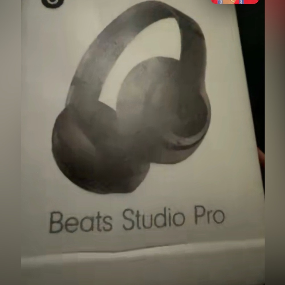 Head phones